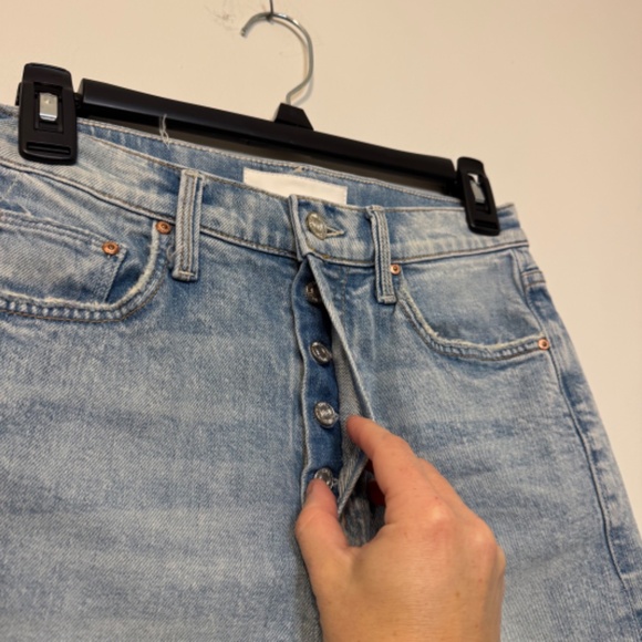 MOTHER The Tripper Cutoff Fray Denim Shorts | Size 26 - Picture 4 of 10